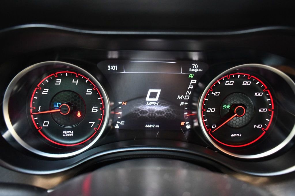 Used 2022 Dodge Charger GT image 11