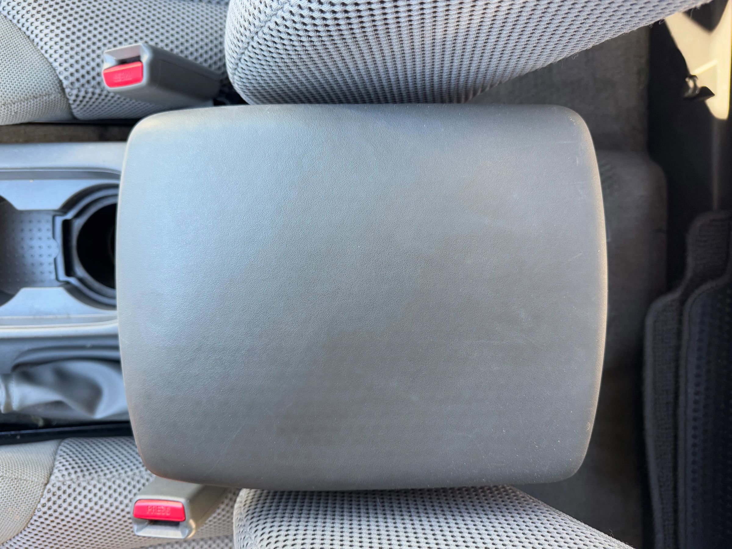 Used 2018 Nissan Frontier SV image 22