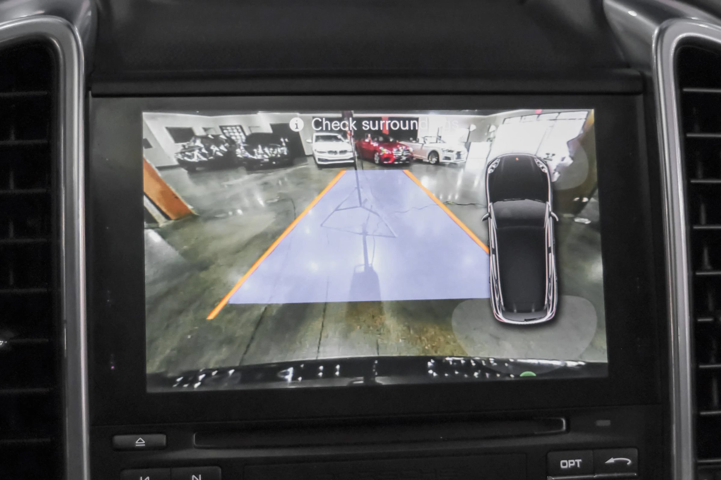 Used 2018 Porsche Cayenne AWD/4WD image 19