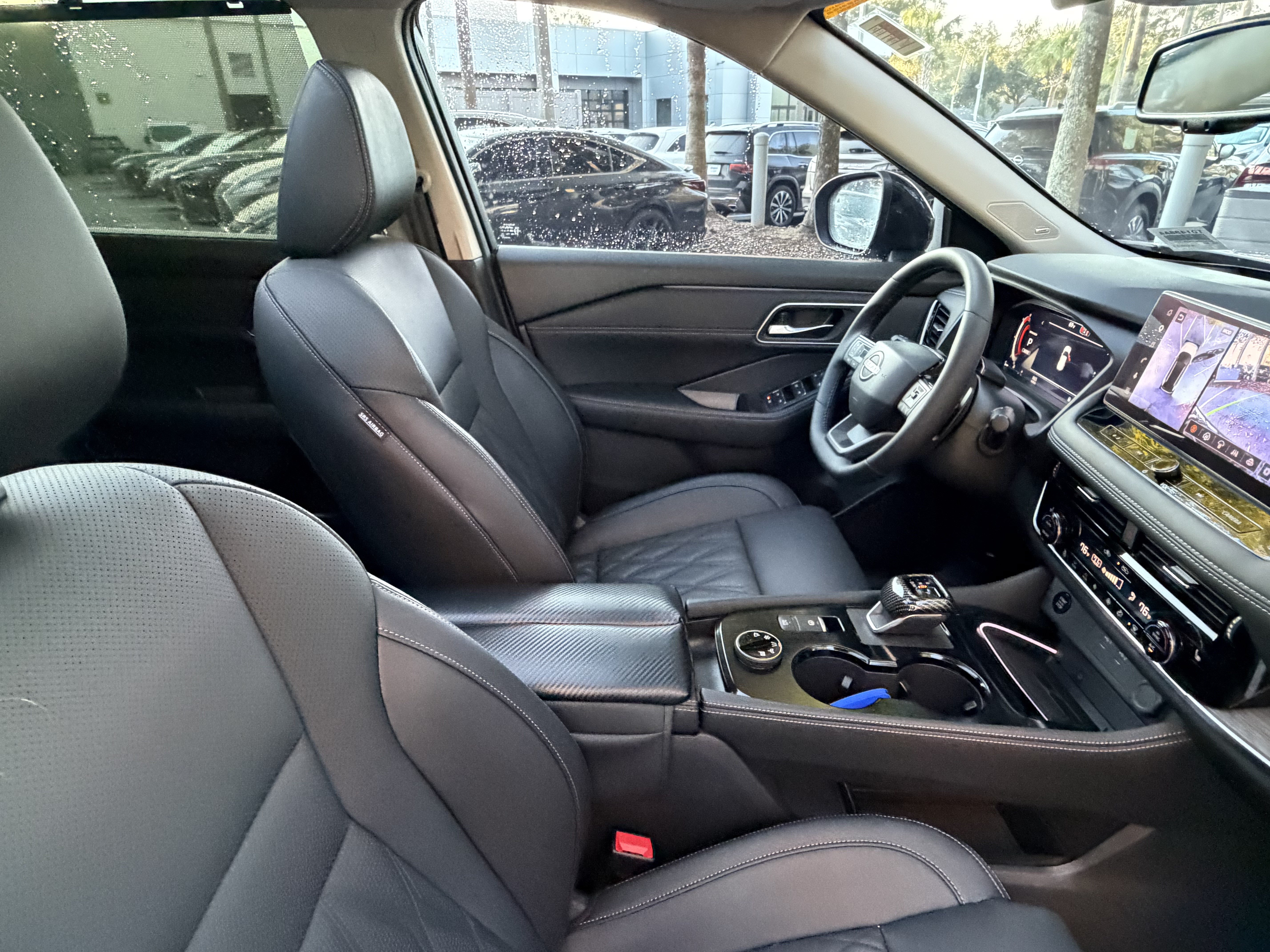 Used 2026 Nissan Rogue Platinum w/ Tech Package AWD/4WD image 44