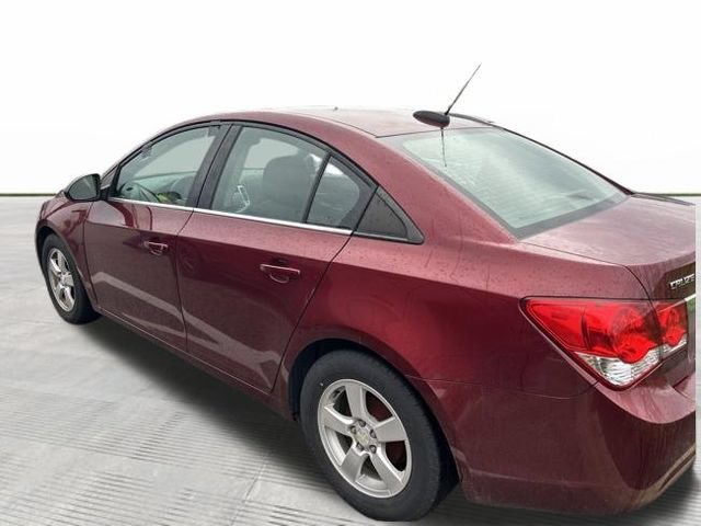 Used 2016 Chevrolet Cruze LT FWD image 3