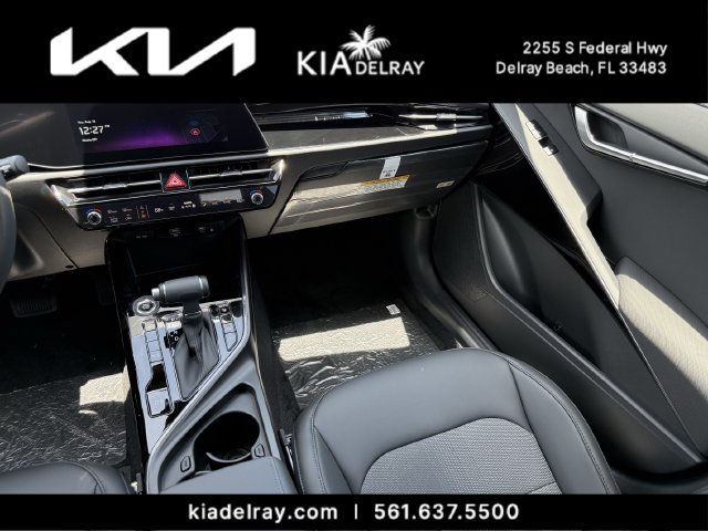 New 2026 Kia Niro EX FWD image 14