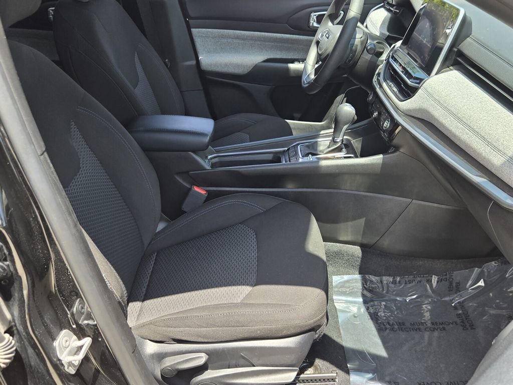 Used 2025 Jeep Compass Sport AWD/4WD image 17