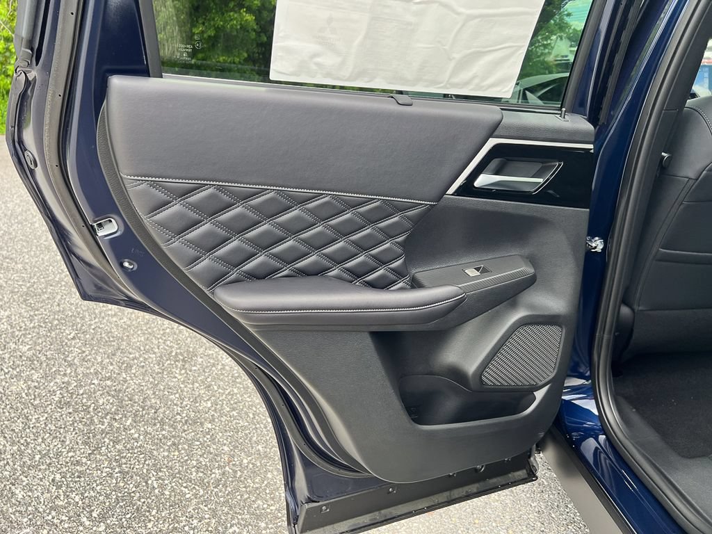 New 2025 Mitsubishi Outlander SEL AWD/4WD image 33
