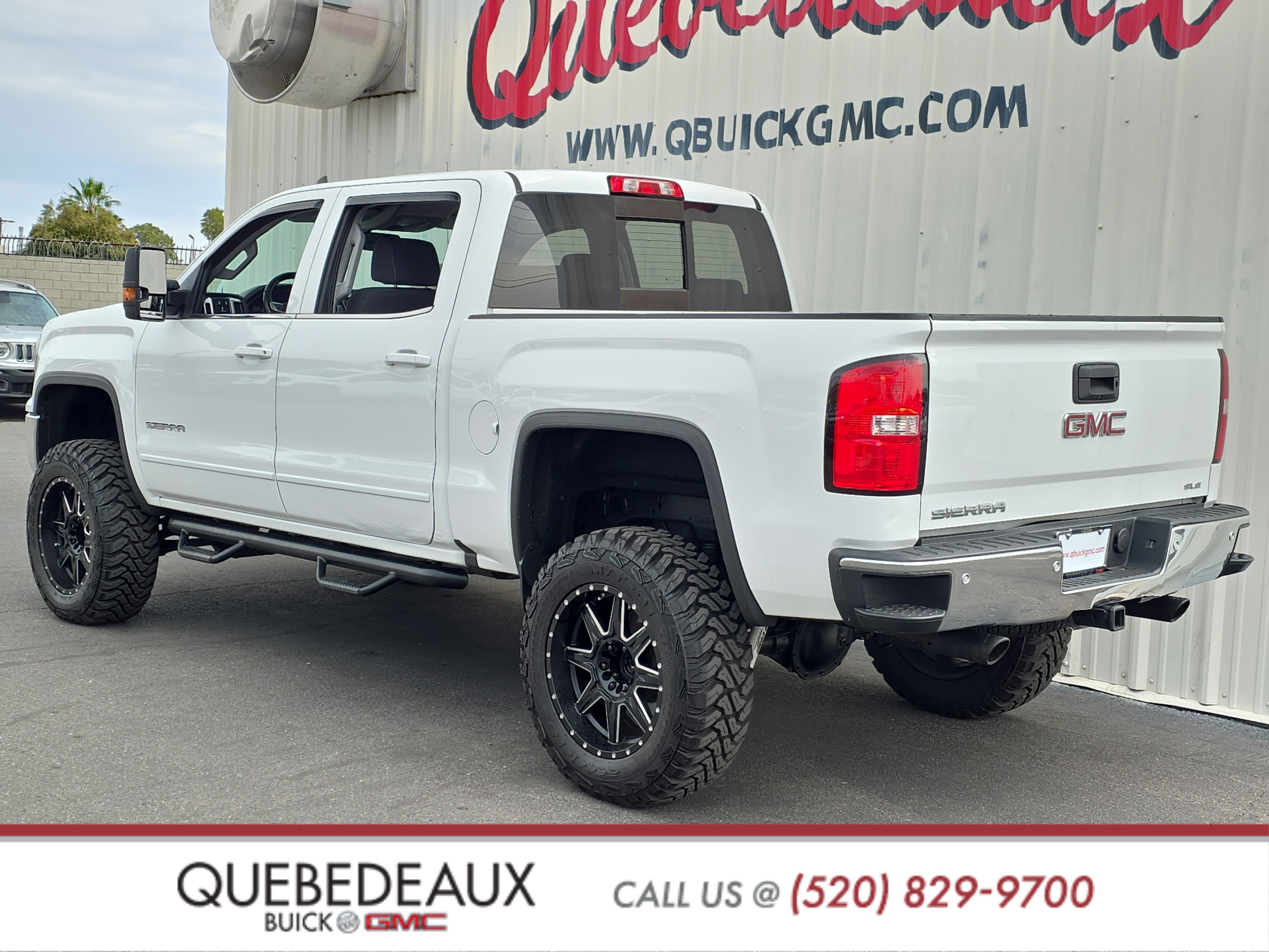 Used 2018 GMC Sierra 1500 SLE w/ SLE Value Package AWD/4WD image 6
