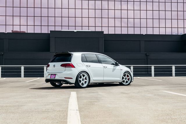Used 2019 Volkswagen GTI SE FWD image 57