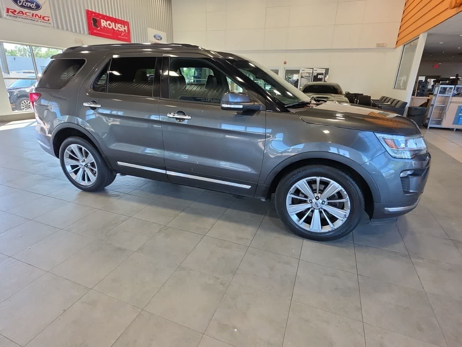 Used 2019 Ford Explorer Limited w/ Class III Trailer Tow Package FWD image 6
