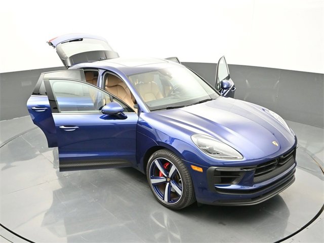 Certified 2023 Porsche Macan S image 33