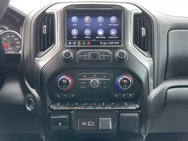 Used 2020 Chevrolet Silverado 3500 LTZ w/ LTZ Premium Package image 22