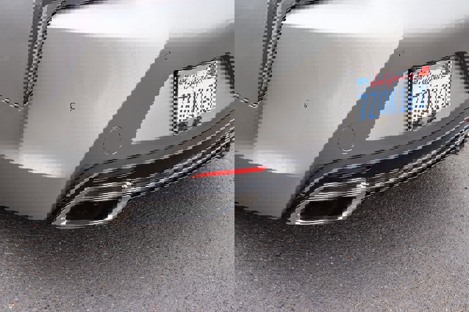 Used 2018 Lexus LC 500h w/ Touring Package image 12