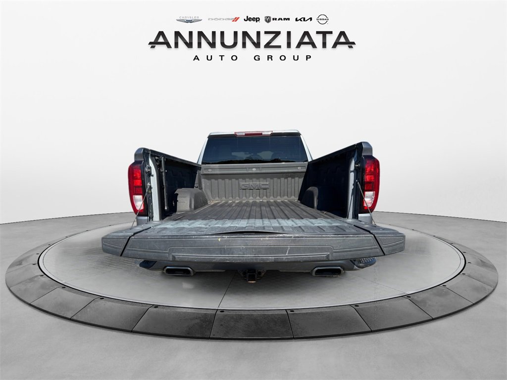 Used 2021 GMC Sierra 1500 Elevation w/ LPO, Elevation Black Package image 17