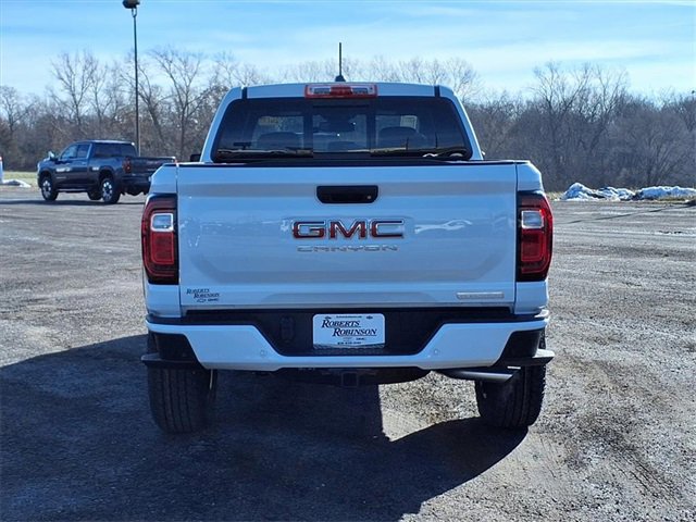 New 2026 GMC Canyon Elevation w/ Convenience Package image 4