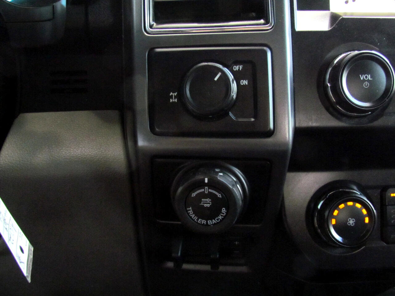 Used 2019 Ford F150 XLT w/ Equipment Group 302A Luxury image 29