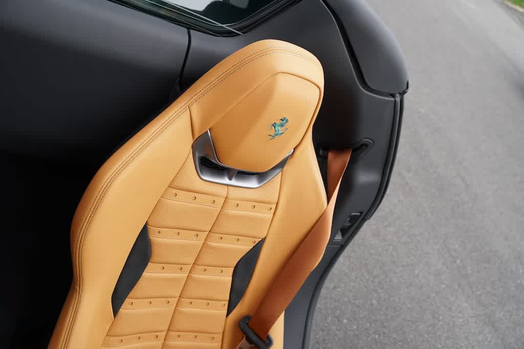 Used 2025 Ferrari 296 GTS RWD image 21
