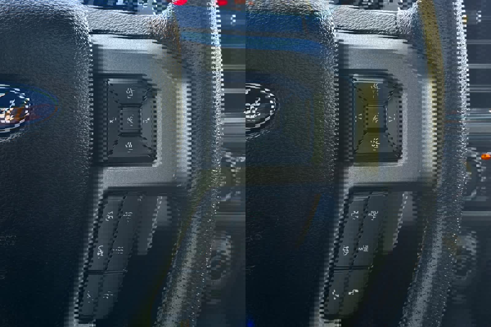 Used 2018 Ford F150 Raptor w/ Equipment Group 802A Luxury image 27