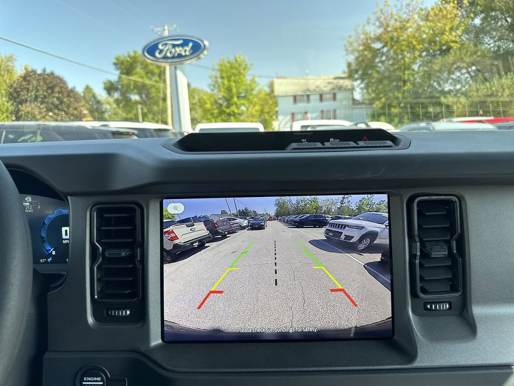 New 2025 Ford Bronco 4-Door image 25