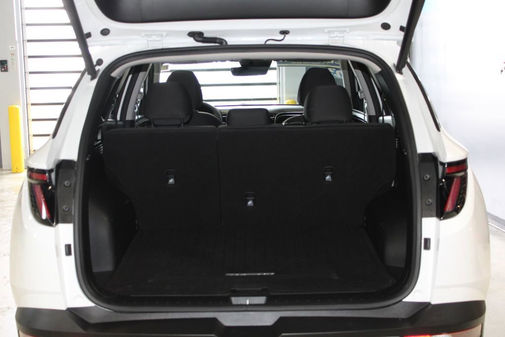 Used 2023 Hyundai Tucson SEL AWD/4WD image 43