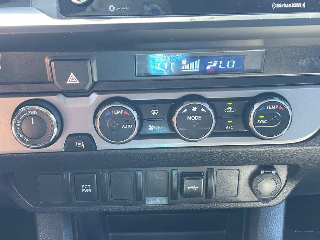 Used 2022 Toyota Tacoma SR AWD/4WD image 38