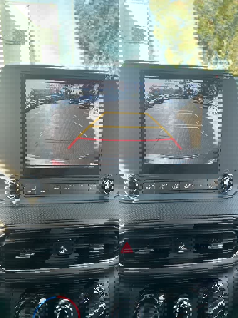 Used 2023 Hyundai Kona SEL image 9