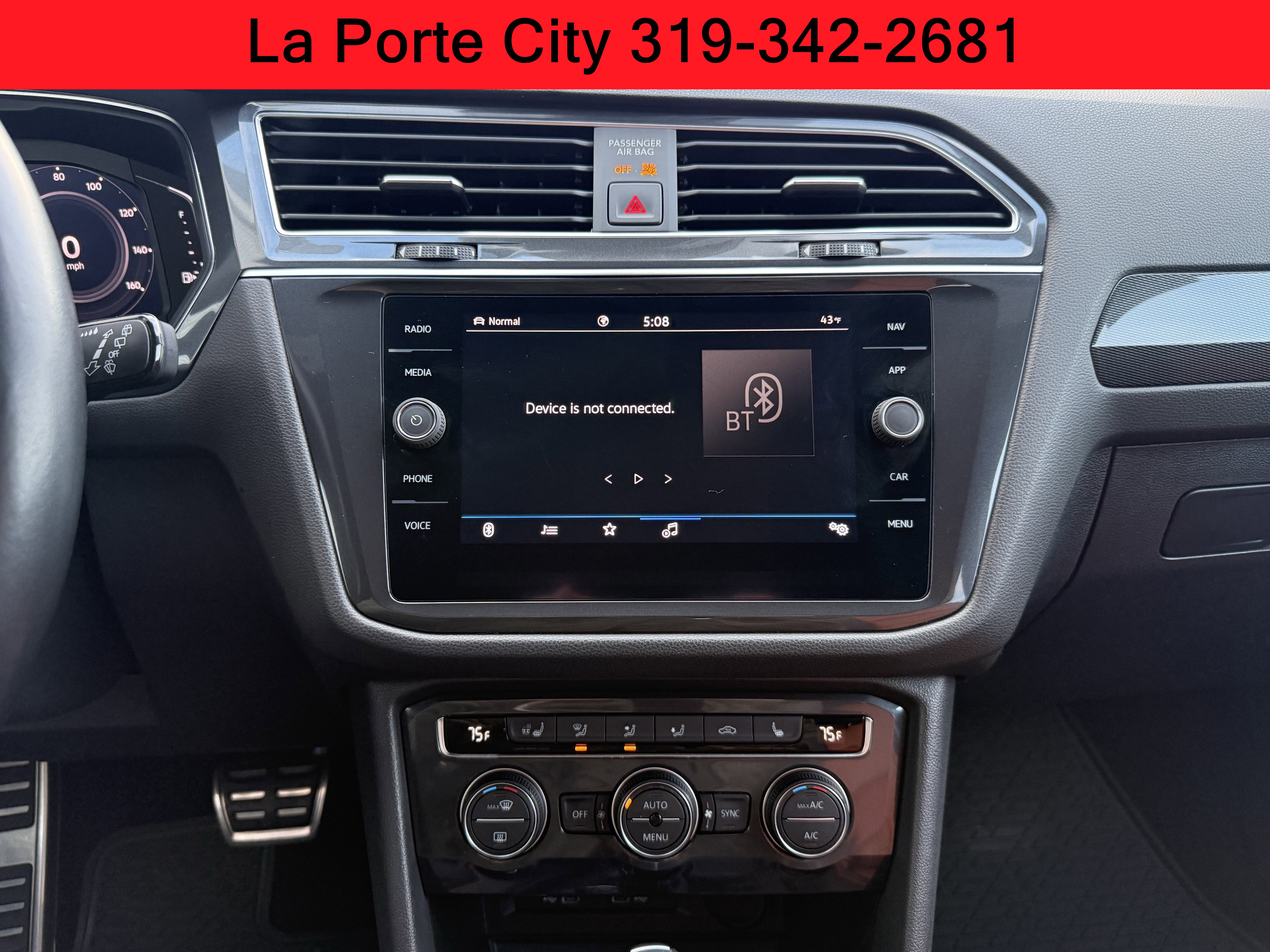 Used 2021 Volkswagen Tiguan SEL Premium R-Line image 16