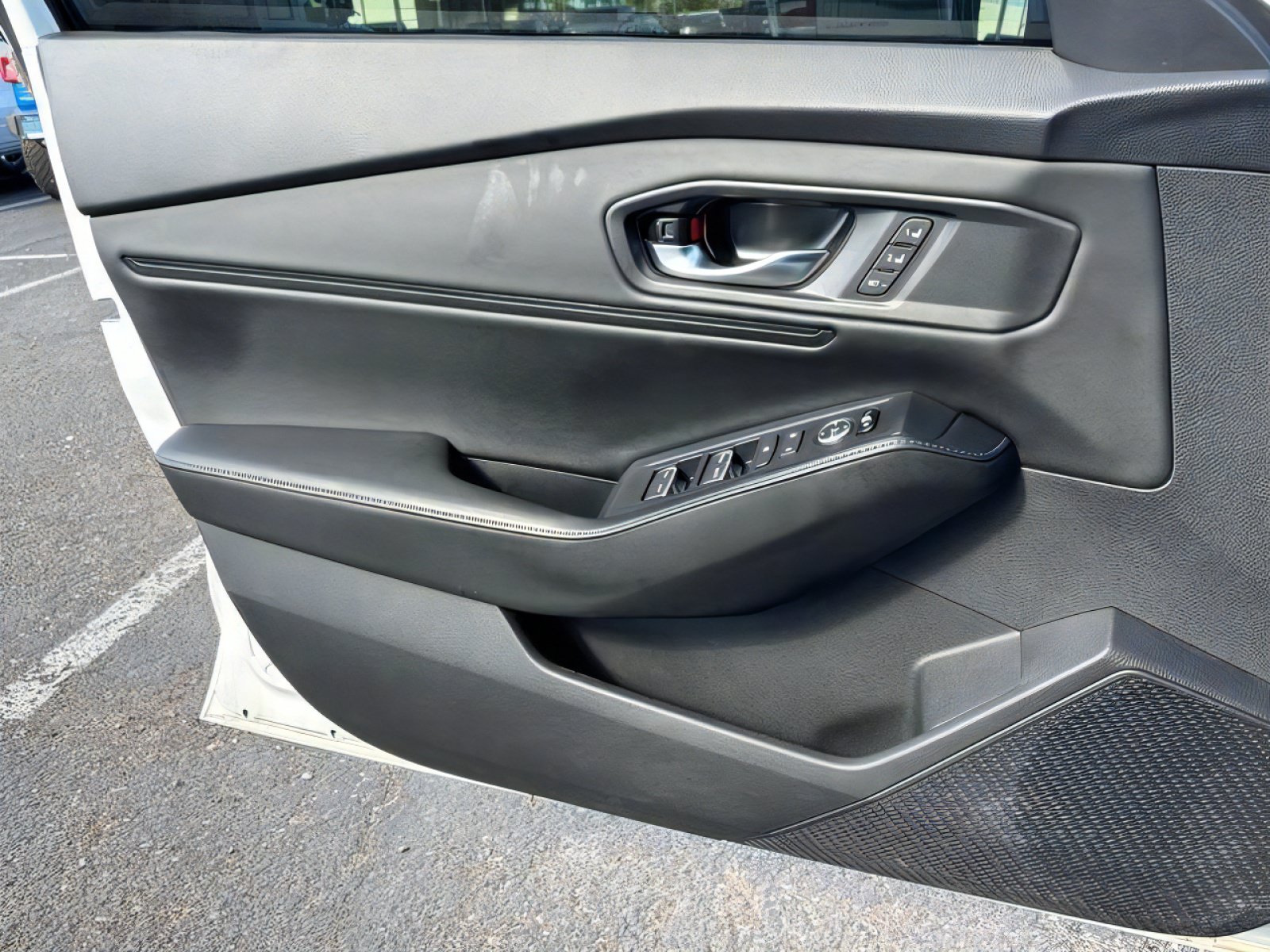 Used 2023 Honda Accord Sport image 11