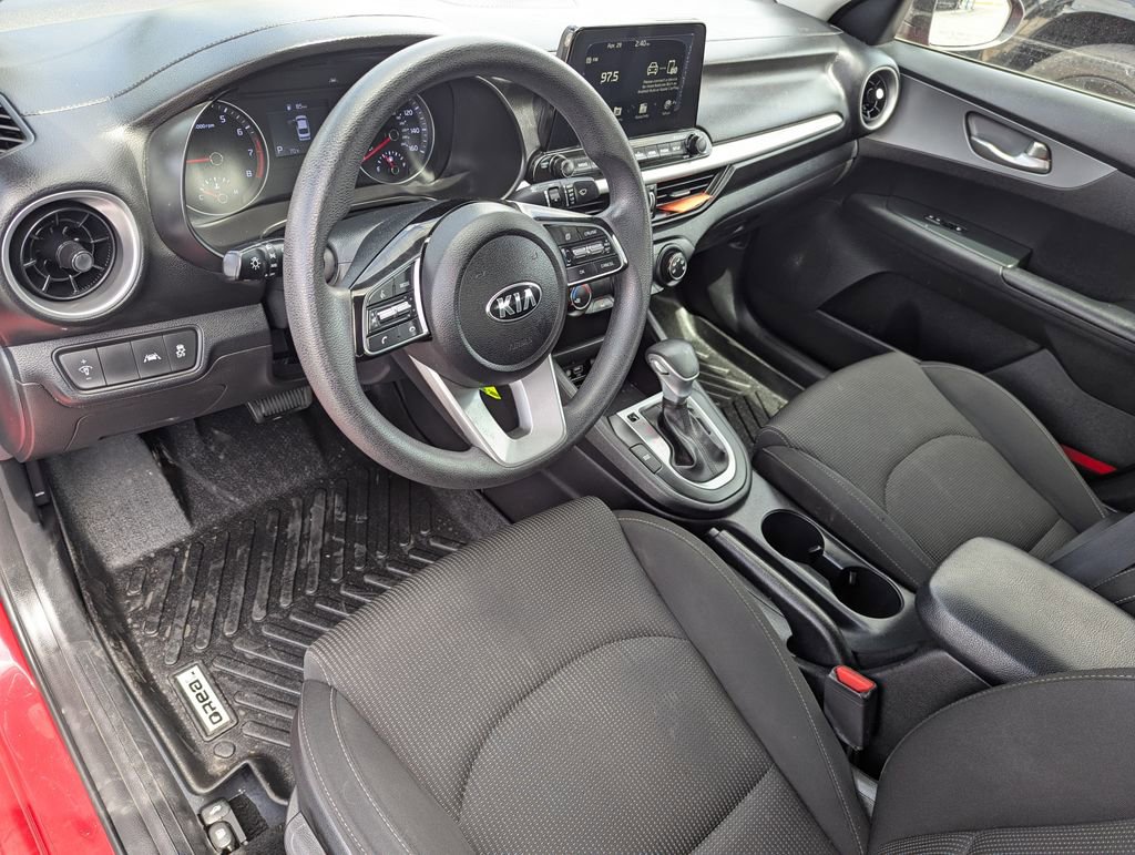 Used 2021 Kia Forte LXS FWD image 24
