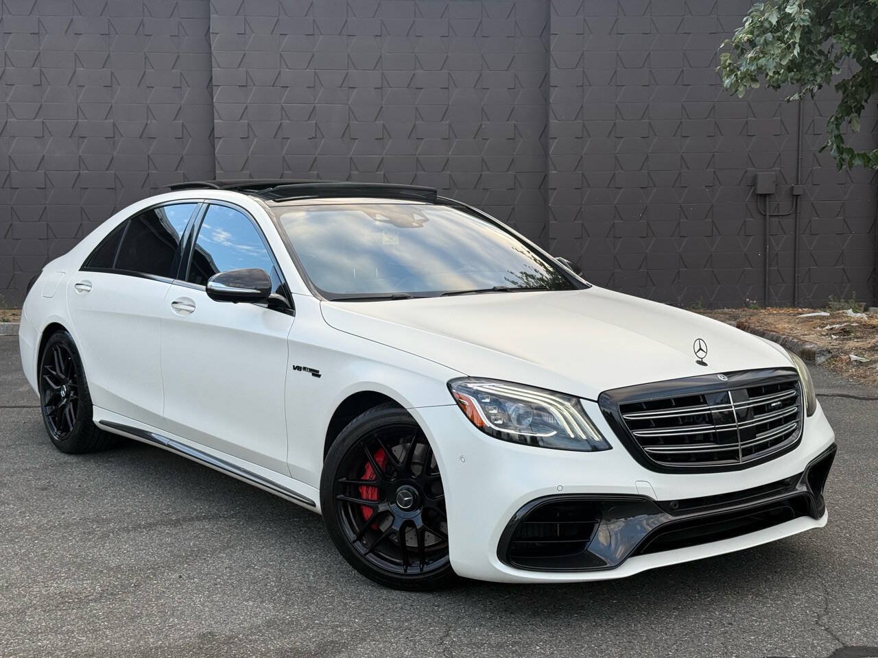 Used 2018 Mercedes-Benz S 63 AMG S 4MATIC Sedan image 3