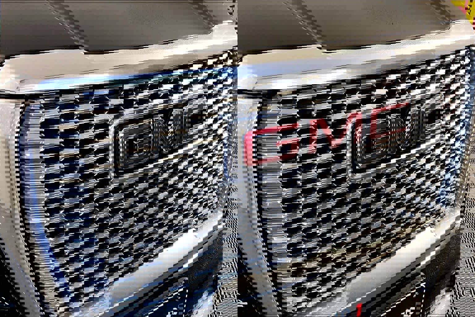 Certified 2024 GMC Yukon XL Denali image 28