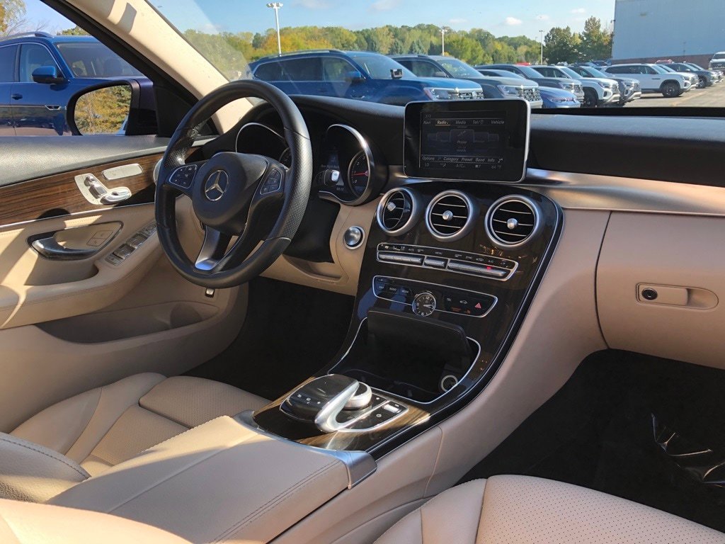 Used 2015 Mercedes-Benz C 300 4MATIC Sedan image 19