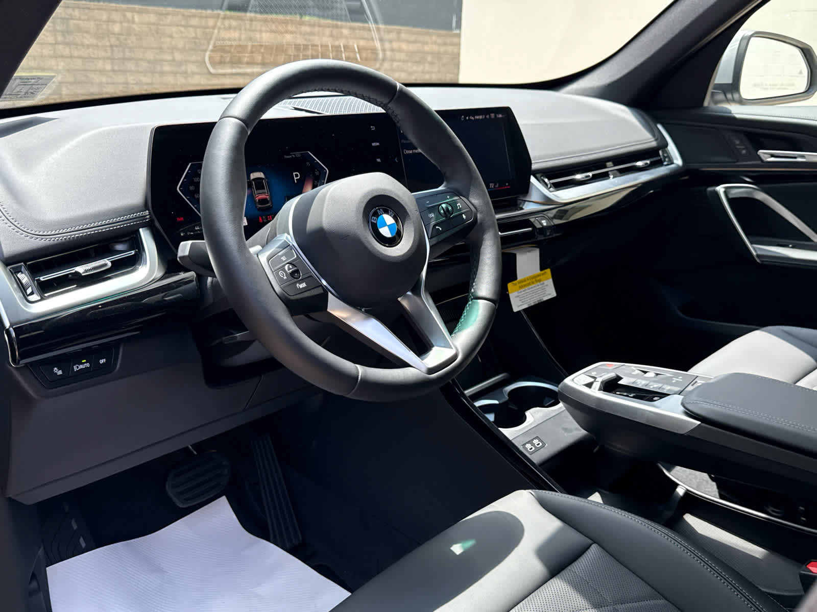 Used 2025 BMW X1 xDrive28i w/ Convenience Package AWD/4WD image 12