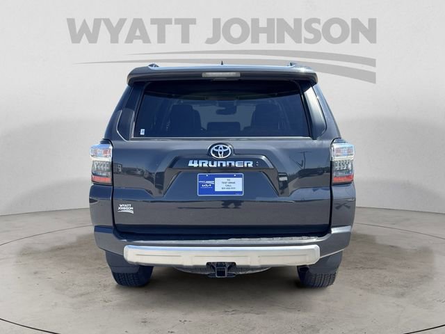 Used 2024 Toyota 4Runner TRD Off-Road Premium AWD/4WD image 4