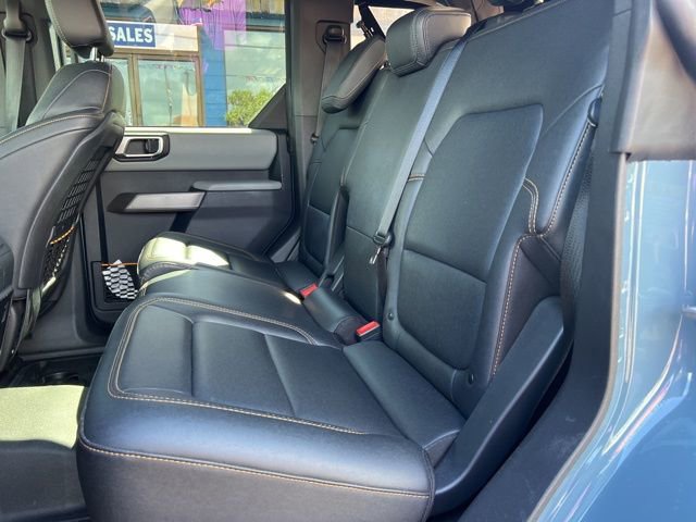 Used 2022 Ford Bronco Badlands image 8