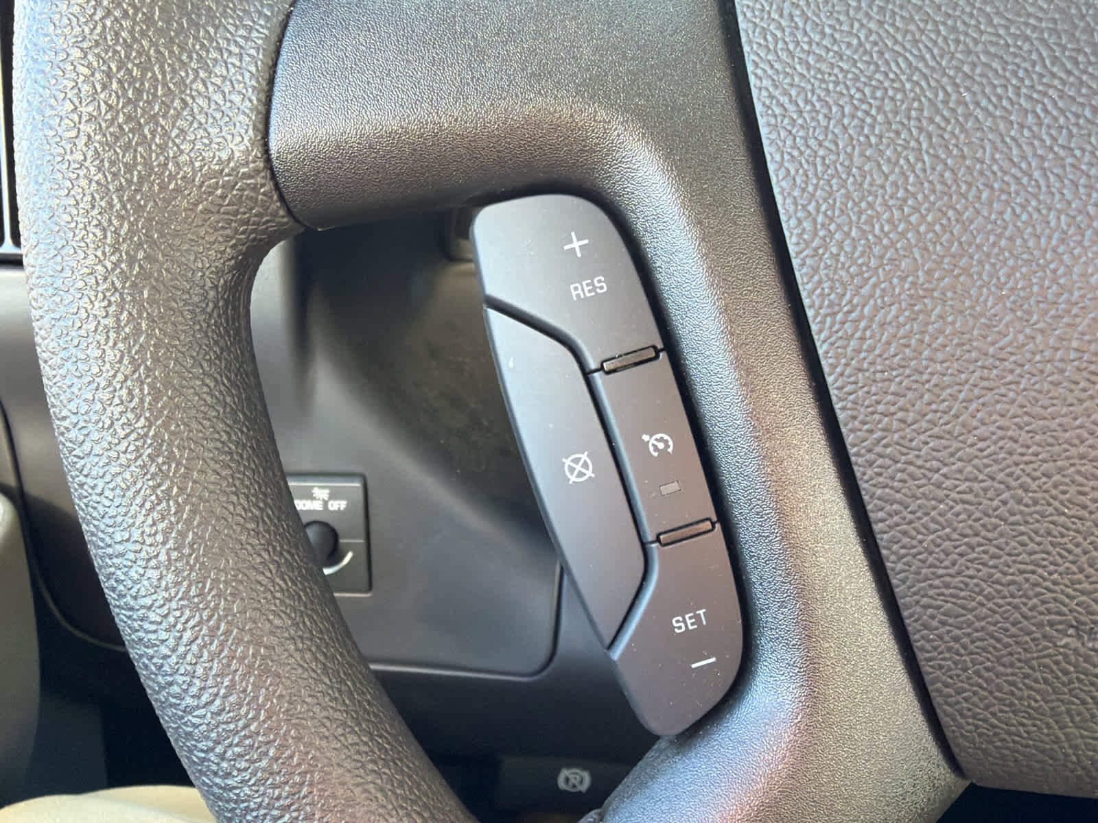 New 2024 Chevrolet Express 3500 w/ Power Convenience Package RWD image 23