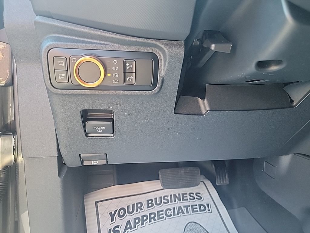 Used 2024 Ford Bronco Badlands image 11