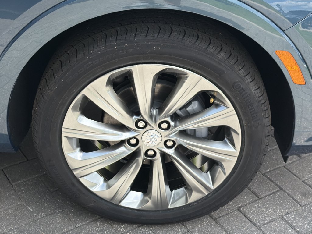 New 2026 Buick Envista Sport Touring FWD image 10