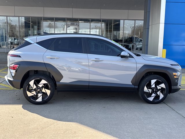 Used 2026 Hyundai Kona Limited image 2