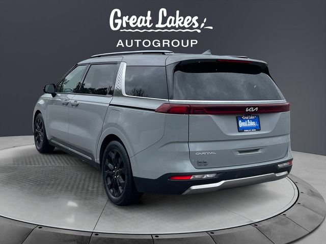 Used 2023 Kia Carnival SX Prestige FWD image 3