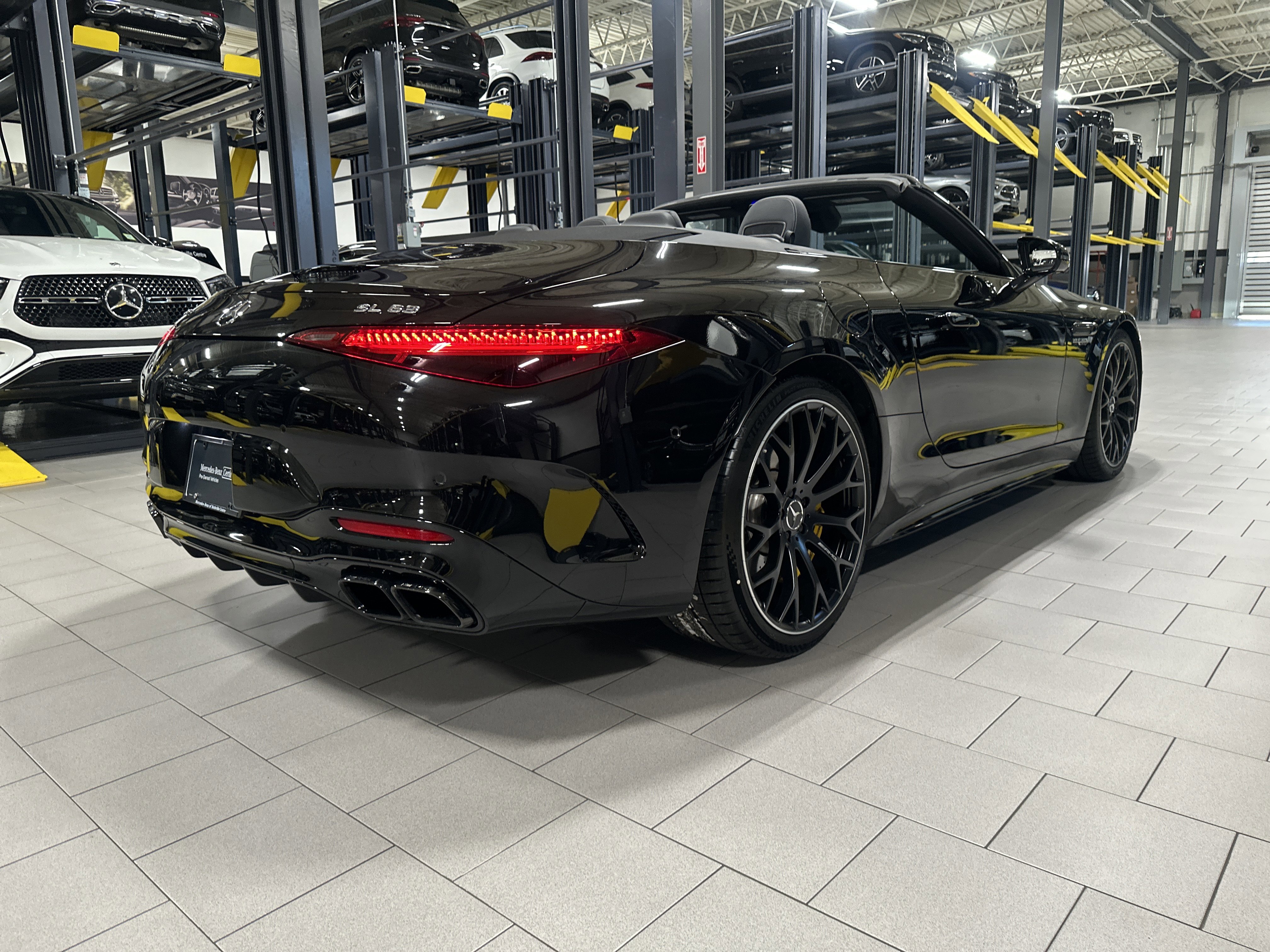Certified 2022 Mercedes-Benz SL 63 AMG 4MATIC image 5