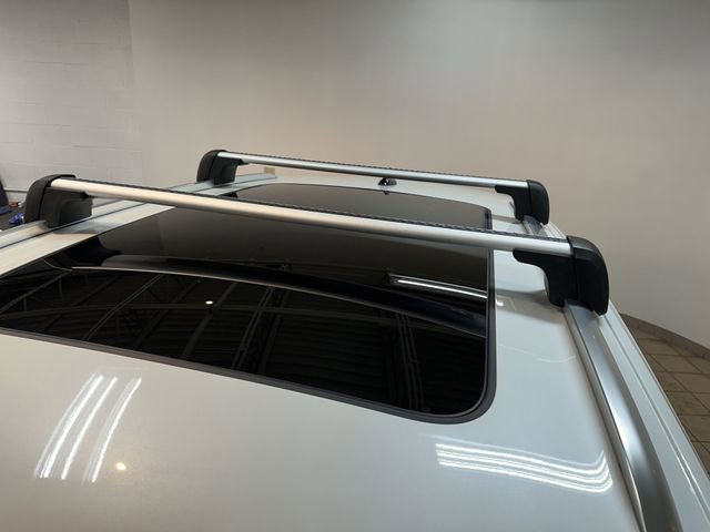 Used 2024 Volkswagen Atlas Cross Sport SEL R-Line image 32