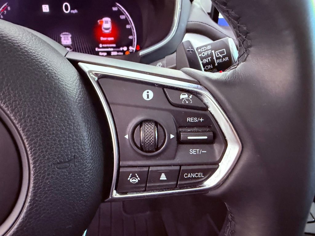 Used 2024 Acura MDX SH-AWD w/ Technology Package image 25