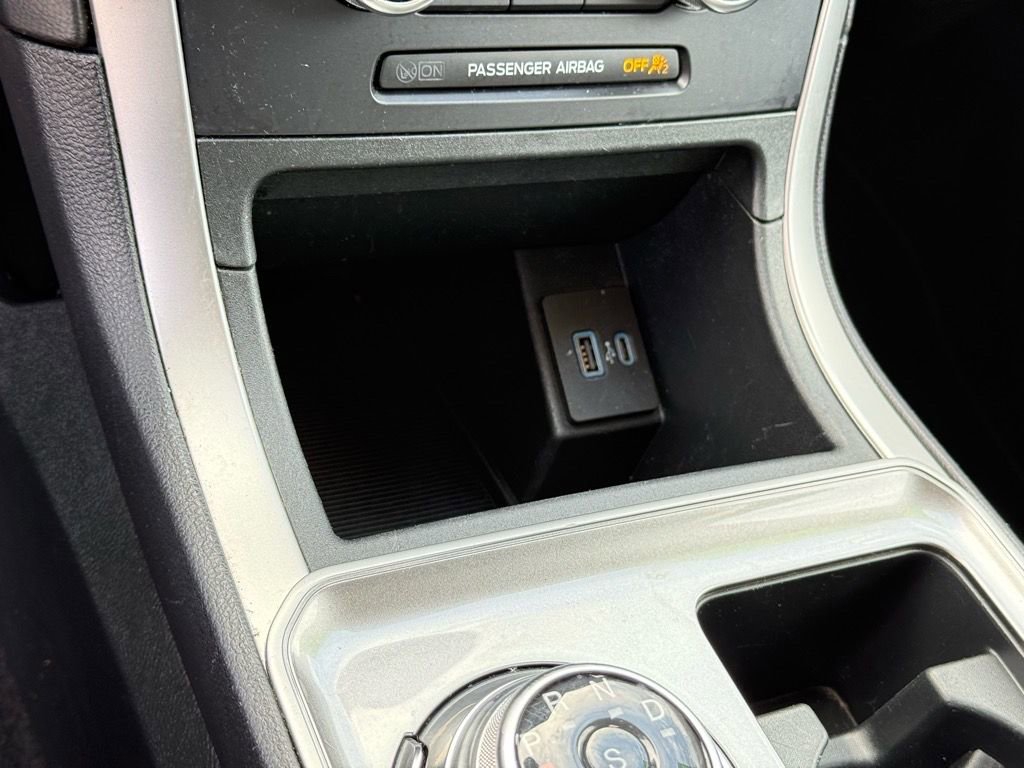 Used 2024 Ford Edge SEL image 25