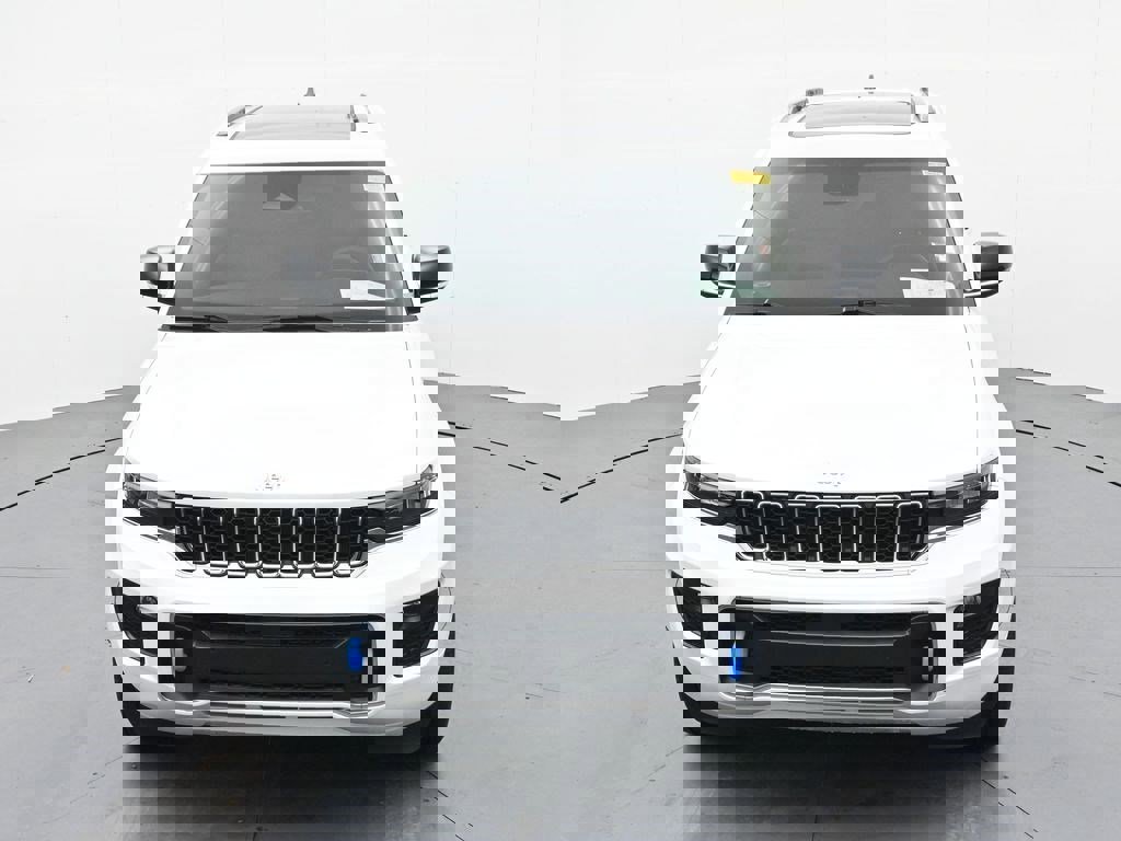 Used 2023 Jeep Grand Cherokee Overland image 19