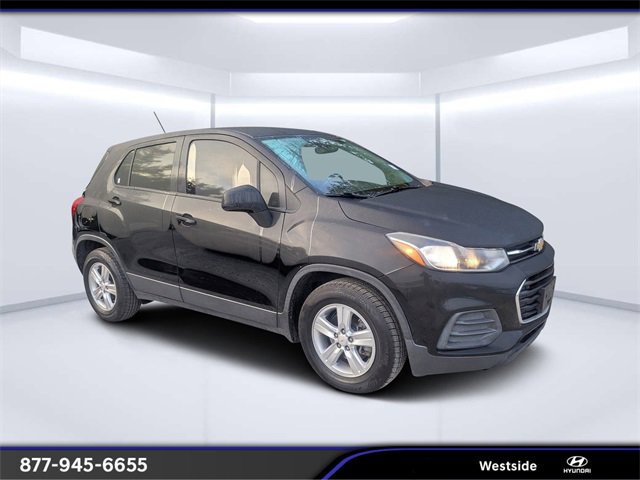 Used 2020 Chevrolet Trax LS w/ Tint and Cruise Package image 1