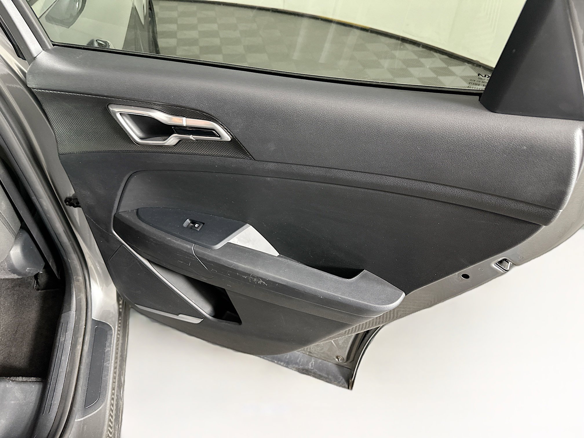 Used 2025 Kia Sportage LX image 28