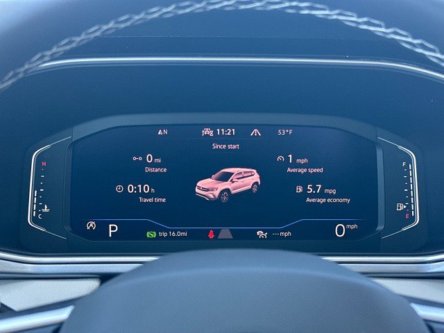 New 2025 Volkswagen Taos SEL image 32