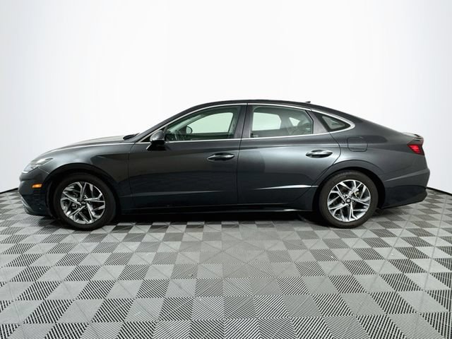 Certified 2023 Hyundai Sonata SEL w/ Convenience Package FWD image 3