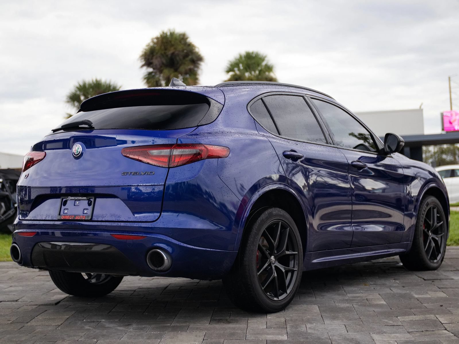 Used 2021 Alfa Romeo Stelvio Ti w/ Nero Edizione AWD/4WD image 13