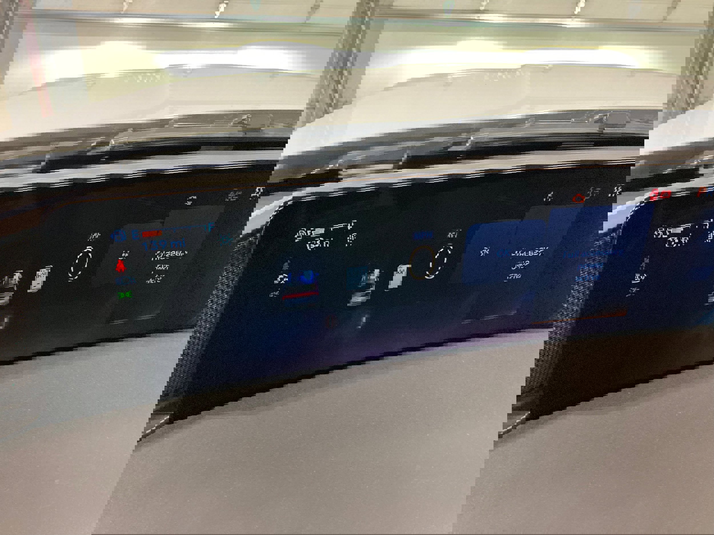 Used 2025 Lincoln Navigator L Reserve w/ Jet Appearance Package image 28