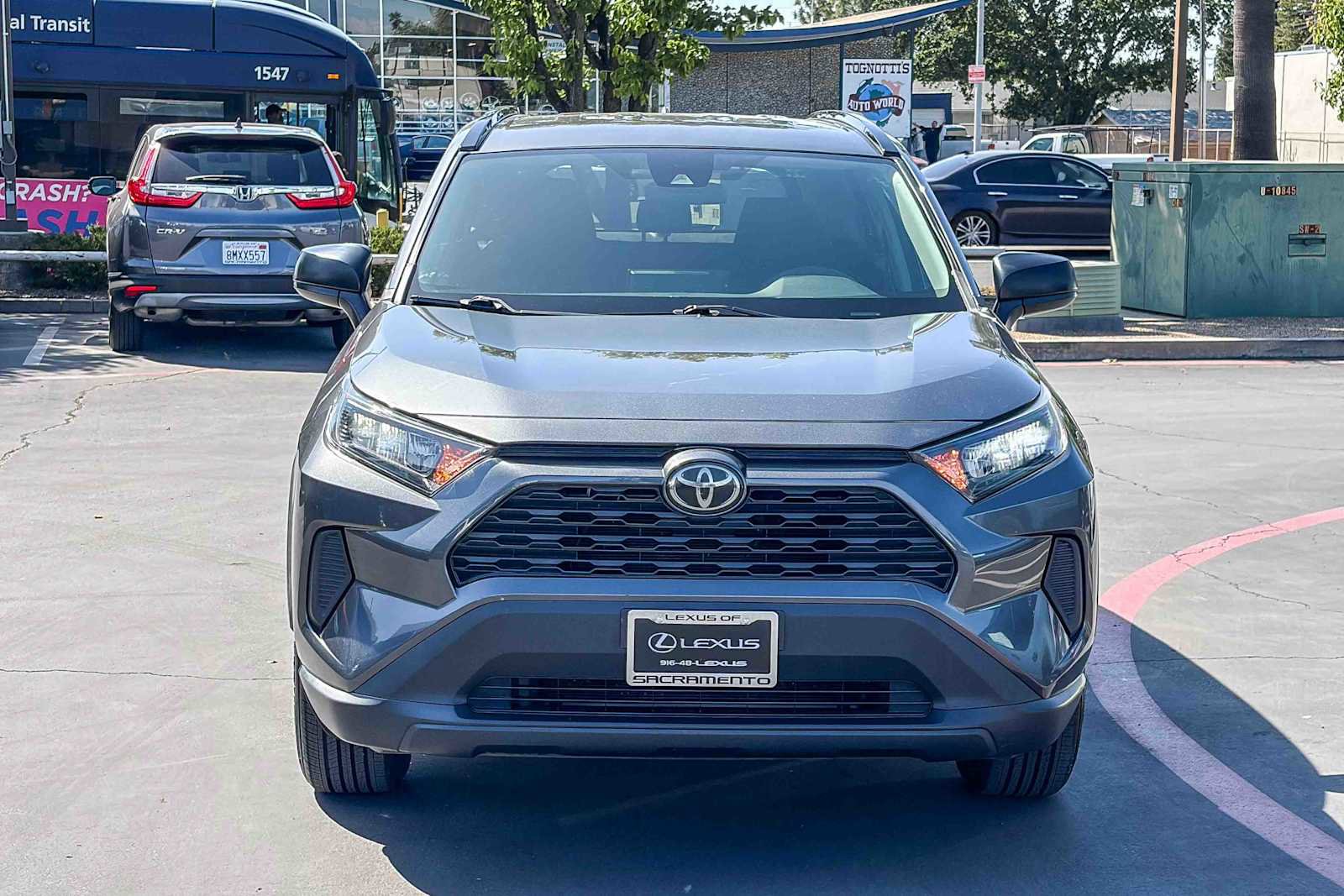 Used 2019 Toyota RAV4 LE image 6