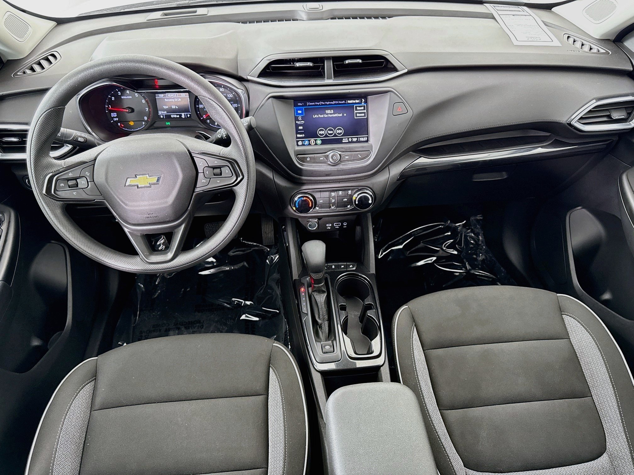 Used 2023 Chevrolet TrailBlazer LT FWD image 24